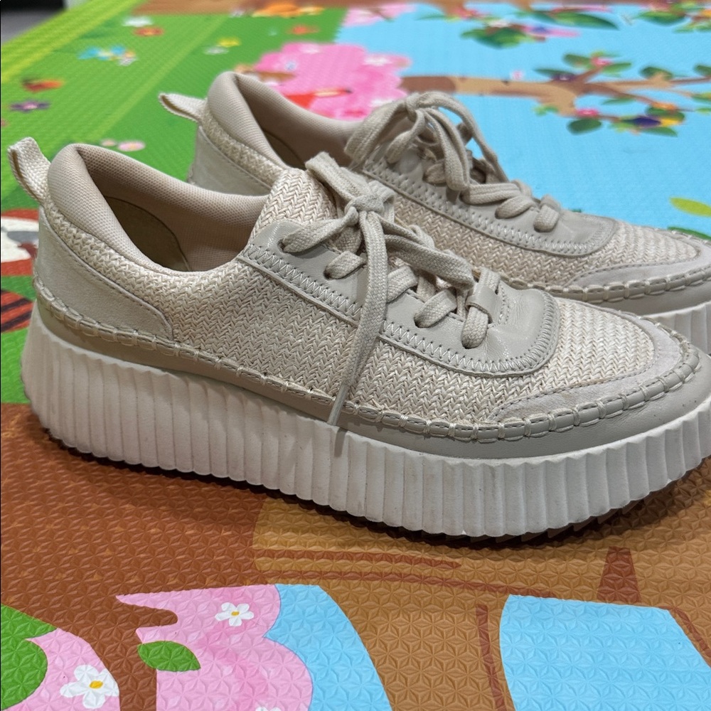 Dolce Vita  Cream Platform Sneakers